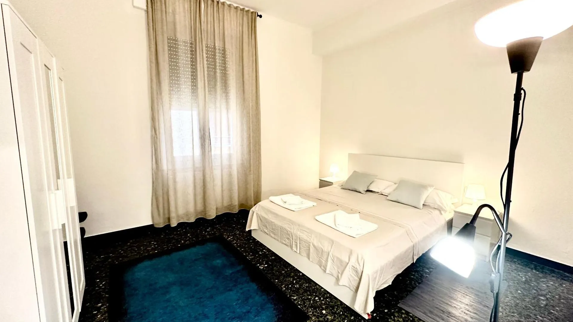 The Center Residence Генуя Апартаменты
