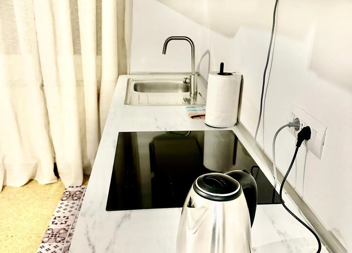 The Center Residence Genova Italia