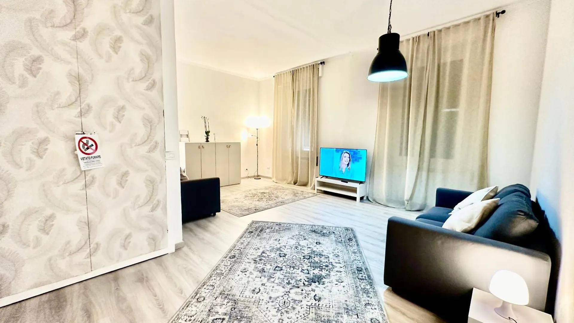 Contacts de The Center Residence